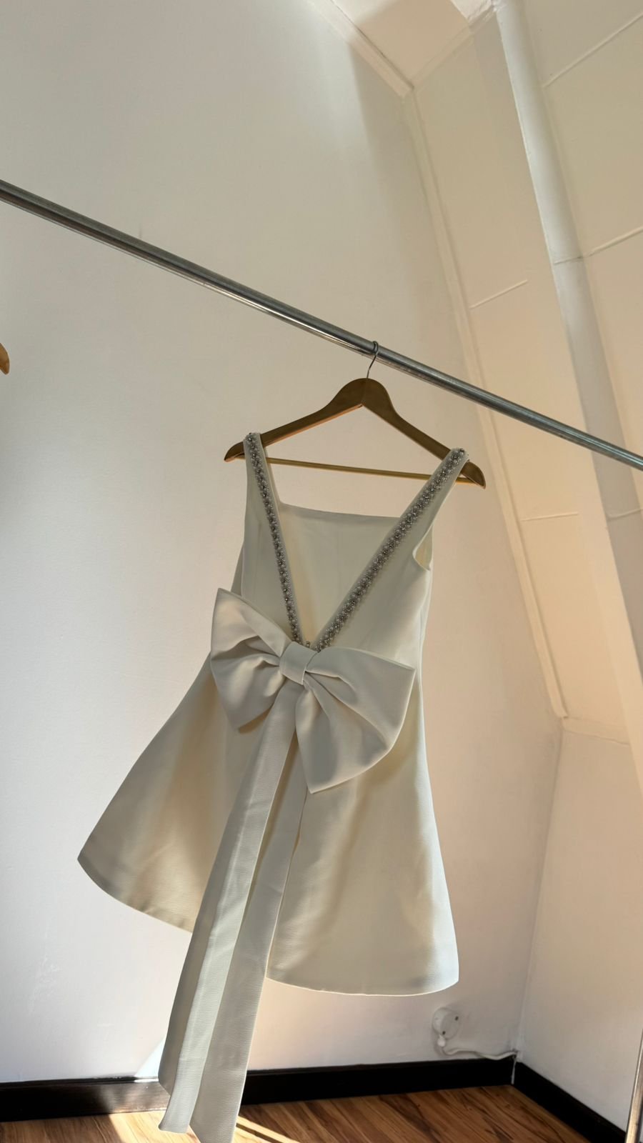 Ane (white) - Image 5